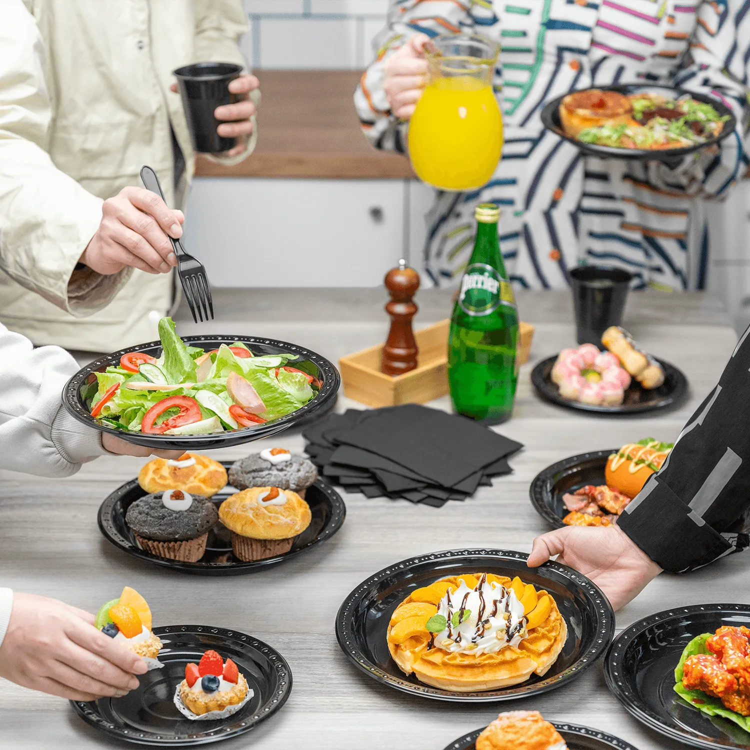 [25 sets] Black Party Dinnerware Set | Plate, Cup, Fork, Knife, Spoon, Napkin