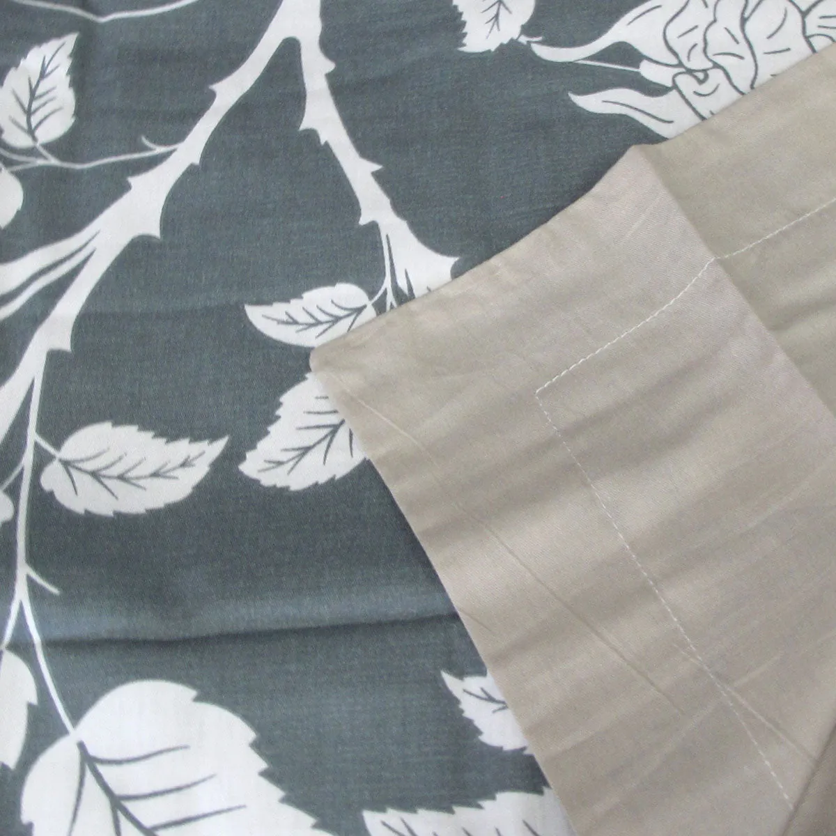300TC Gardenia Charcoal Reversible Cotton Quilt Cover Set | Queen