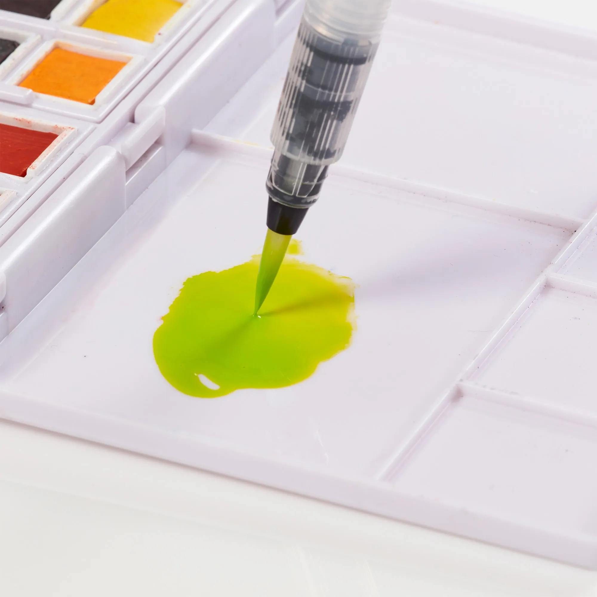 Derwent Inktense Watercolour Paint Pans - Set of 24 Half Pans   Waterbrush