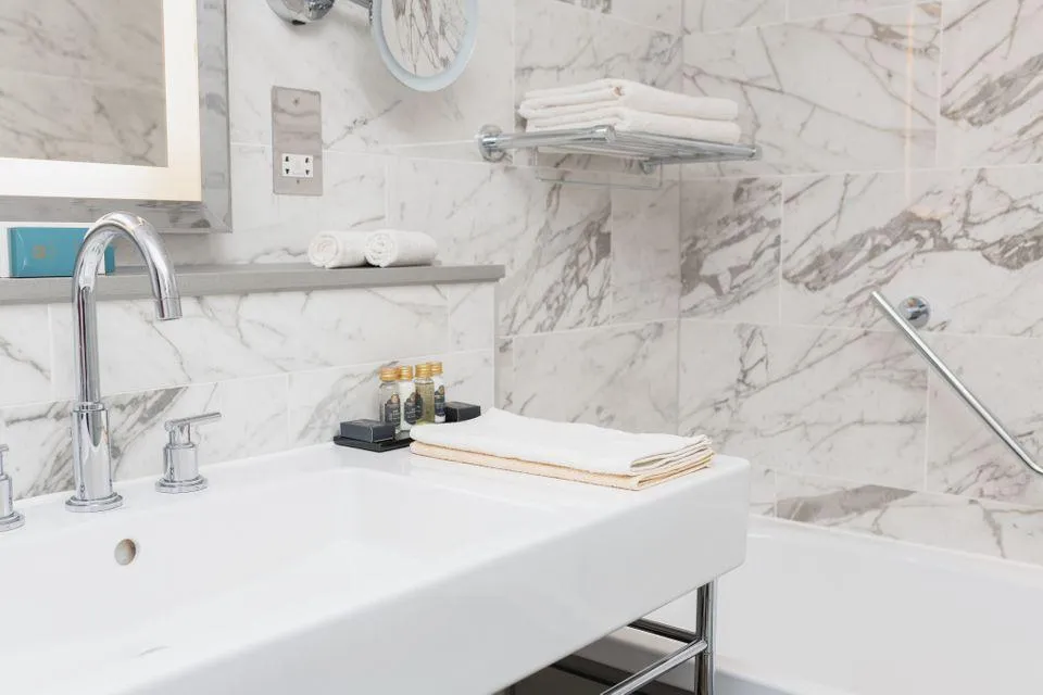 Personal Bath Set - Sun White
