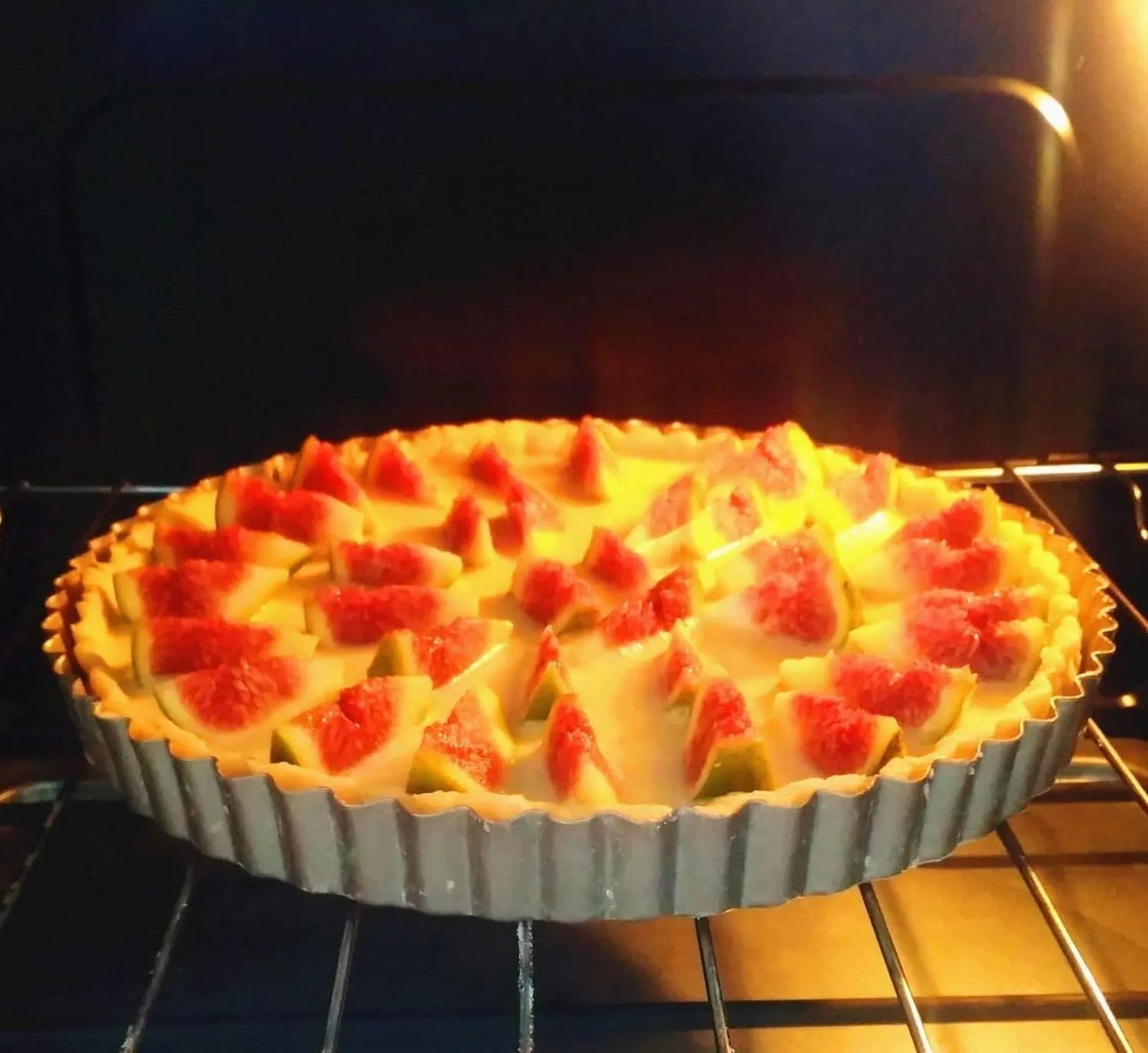 RINKLE TRENDZ Aluminium Round Pie Dish Quiche Pan Tart Mould with Removable Bottom 9 Inch for Baking in OTG Oven